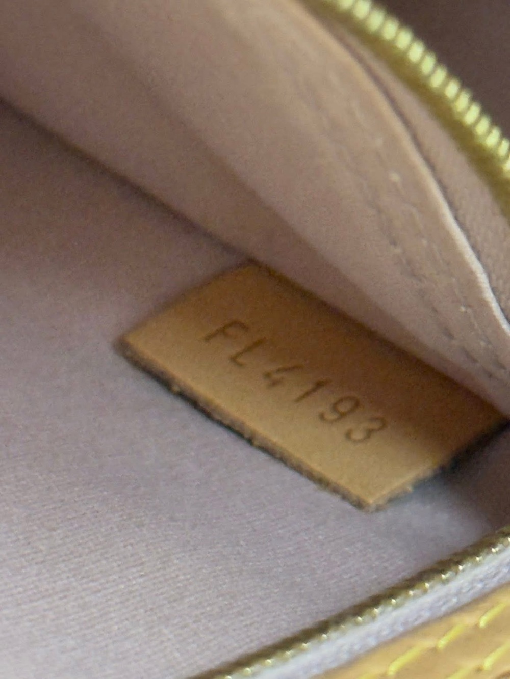 Louis Vuitton Vintage bag / Louis Vuitton Glossy / Louis Vuitton Patent / Brea - Picture 10 of 16